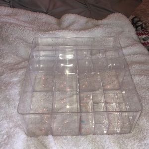 organizer for make up !!